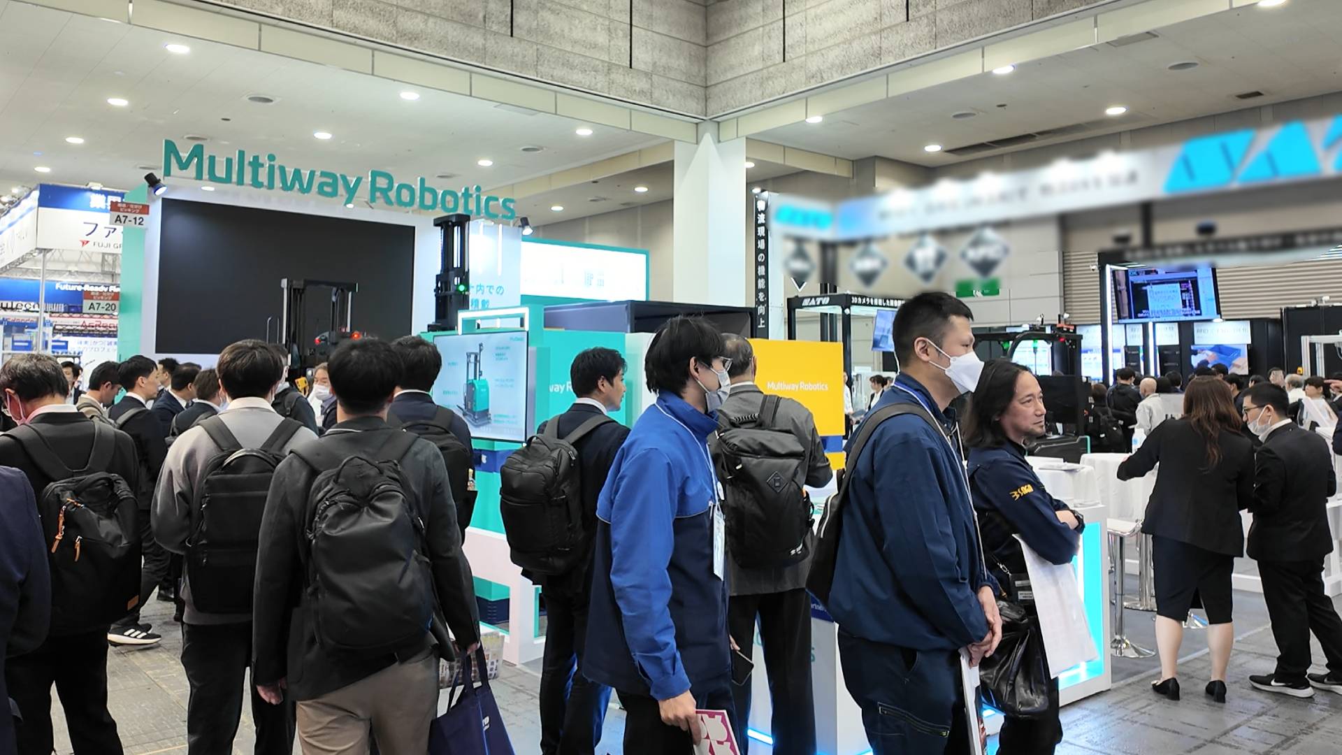 日本展会现场图1.jpg undefined